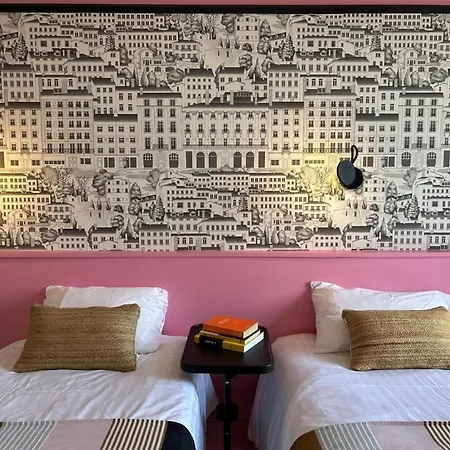 Hotel De La Croix-rousse Lyon