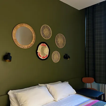 De La Croix-rousse Hotel 2*