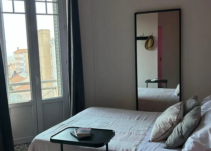 De La Croix-rousse Otel 2*