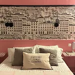 De La Croix-rousse Hotel 2*