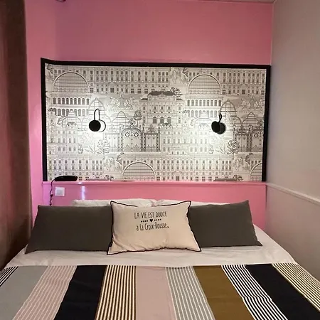 Otel De La Croix-rousse