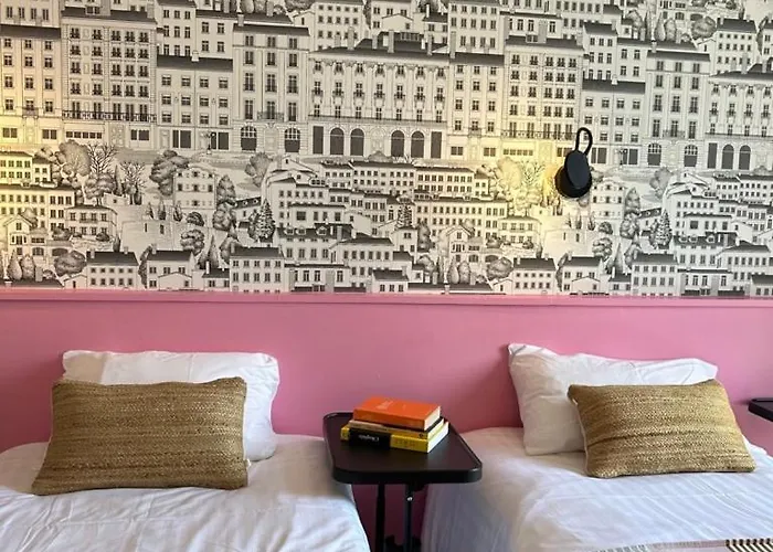 De La Croix-rousse Hotel