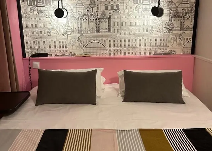 Hotel De La Croix-rousse Lyon