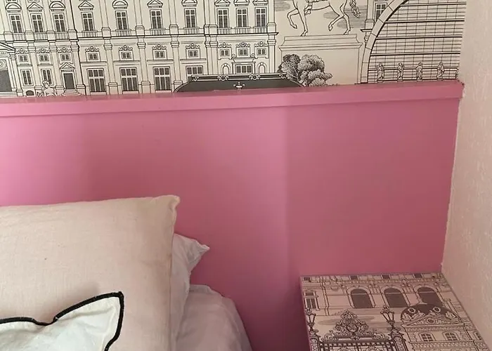 Hotel De La Croix-rousse 2*